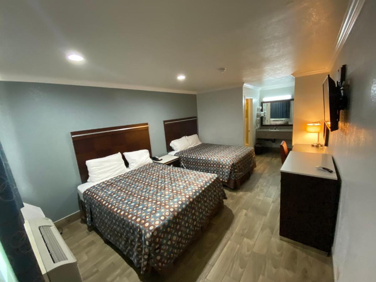 Welcome Inn Corona Ngoại thất bức ảnh